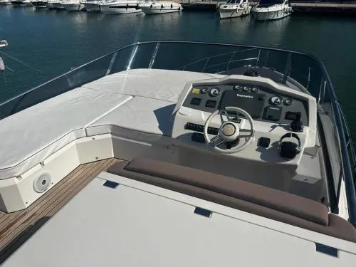 Sessa Marine 47 fly, 2017, Dubrovnik, Croatia – photo 6