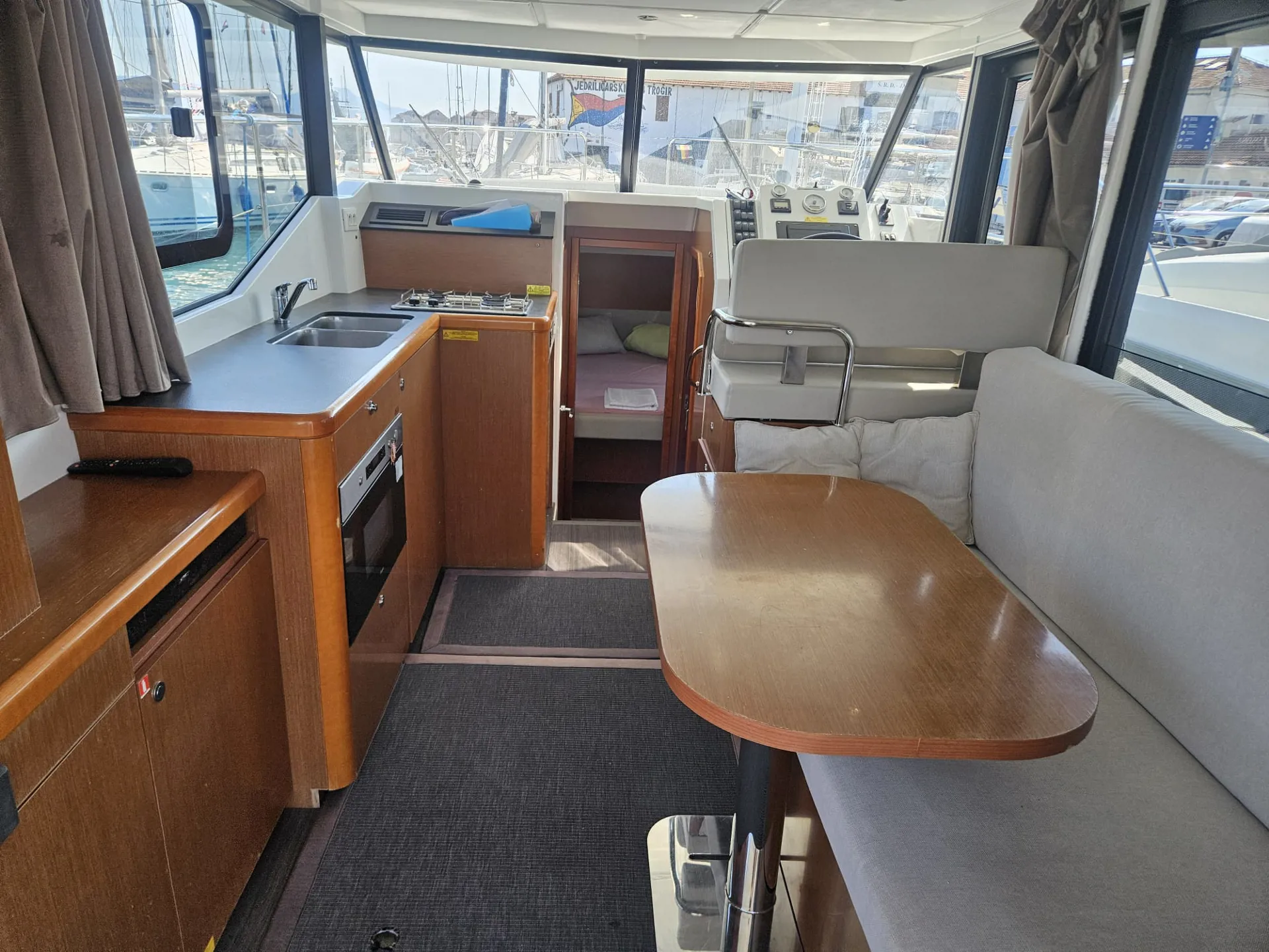 Beneteau Swift Trawler 30, 2017, Trogir, Croatia – fotografija 8